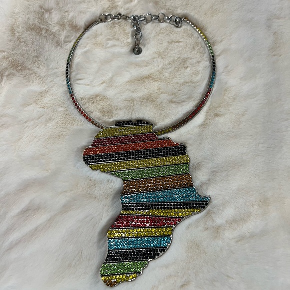 SJ African Necklace - Picture 1 of 1